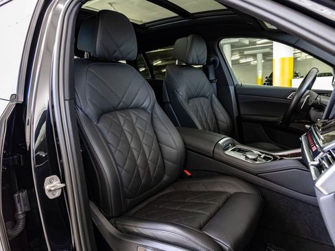 Used 2025 BMW X6 xDrive40i image 33