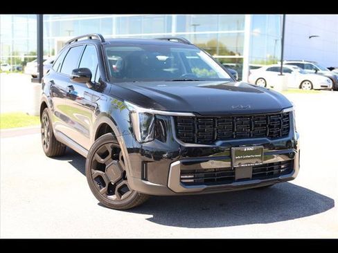 Used 2025 Kia Sorento X-Line EX image 2