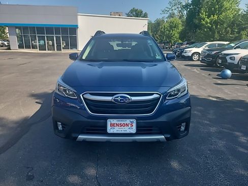 Used 2020 Subaru Outback Limited image 8