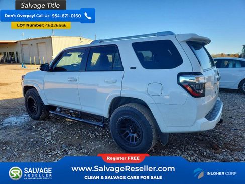 Used 2014 Toyota 4Runner SR5 Premium image 3