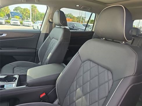 New 2026 Volkswagen Atlas SEL Premium R-Line image 19