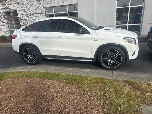 Used 2019 Mercedes-Benz GLE 43 AMG AMG GLE 43 image 2