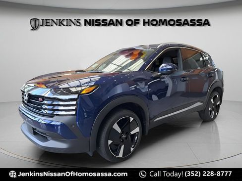 Certified 2025 Nissan Kicks SR FWD image 6
