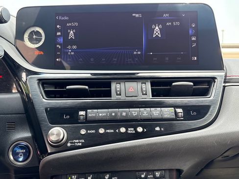 Used 2022 Lexus ES 300h F Sport w/ Accessory Package FWD image 19