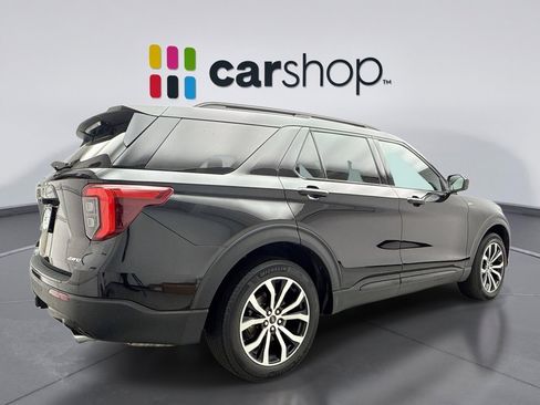Used 2023 Ford Explorer ST-Line w/ Class IV Trailer Tow Package image 5
