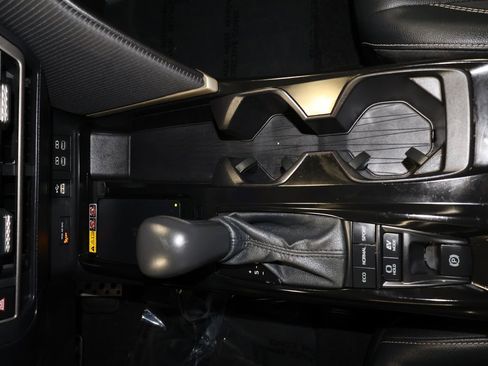 Used 2025 Toyota Camry SE image 14