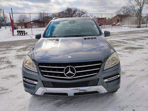 Used 2015 Mercedes-Benz ML 350 ML 350 4MATIC AWD 4dr SUV w/ Premium 1 Package image 2