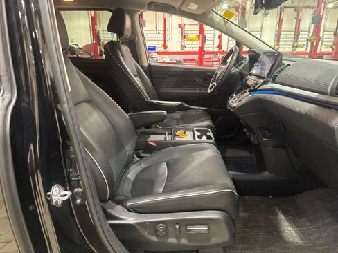 Used 2025 Honda Odyssey Elite image 52