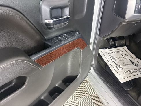 Used 2016 GMC Sierra 1500 SLE w/ SLE Value Package image 14