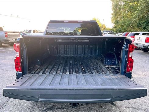 Used 2023 Chevrolet Silverado 1500 Custom AWD/4WD image 29