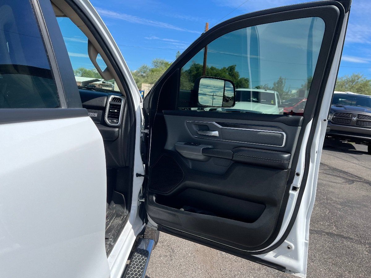 Used 2019 RAM 1500 Big Horn AWD/4WD image 18