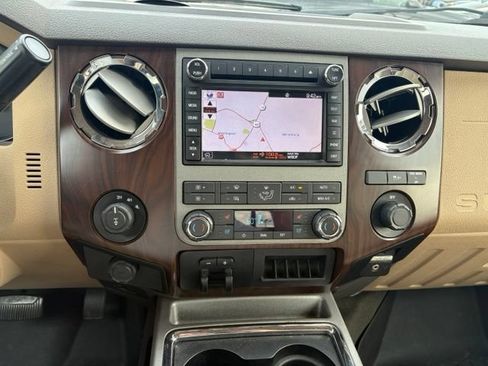Used 2011 Ford F350 Lariat w/ Lariat Interior Pkg AWD/4WD image 14