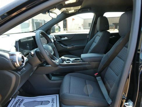 New 2027 Chevrolet Equinox LT w/ Midnight Edition AWD/4WD image 15