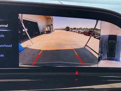 Used 2023 Cadillac Escalade Premium Luxury Platinum RWD image 16