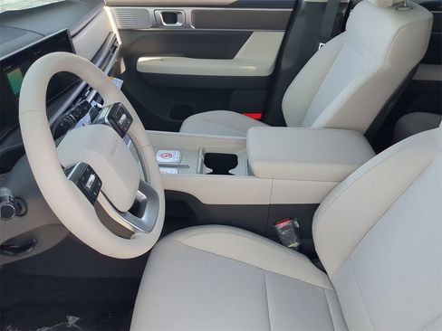 New 2026 Hyundai Santa Fe SE image 18