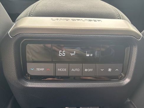 Used 2024 Toyota Land Cruiser image 23