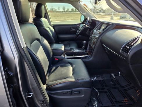 Used 2019 Nissan Armada SL image 6