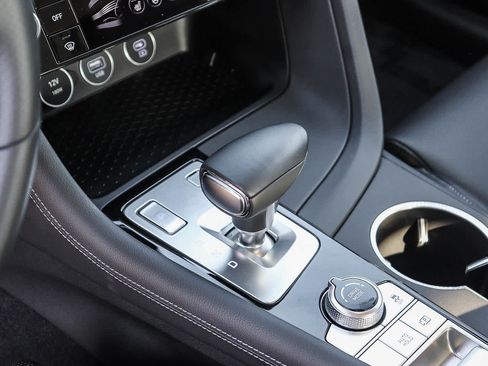 Used 2026 Genesis G70 2.5T AWD/4WD image 19