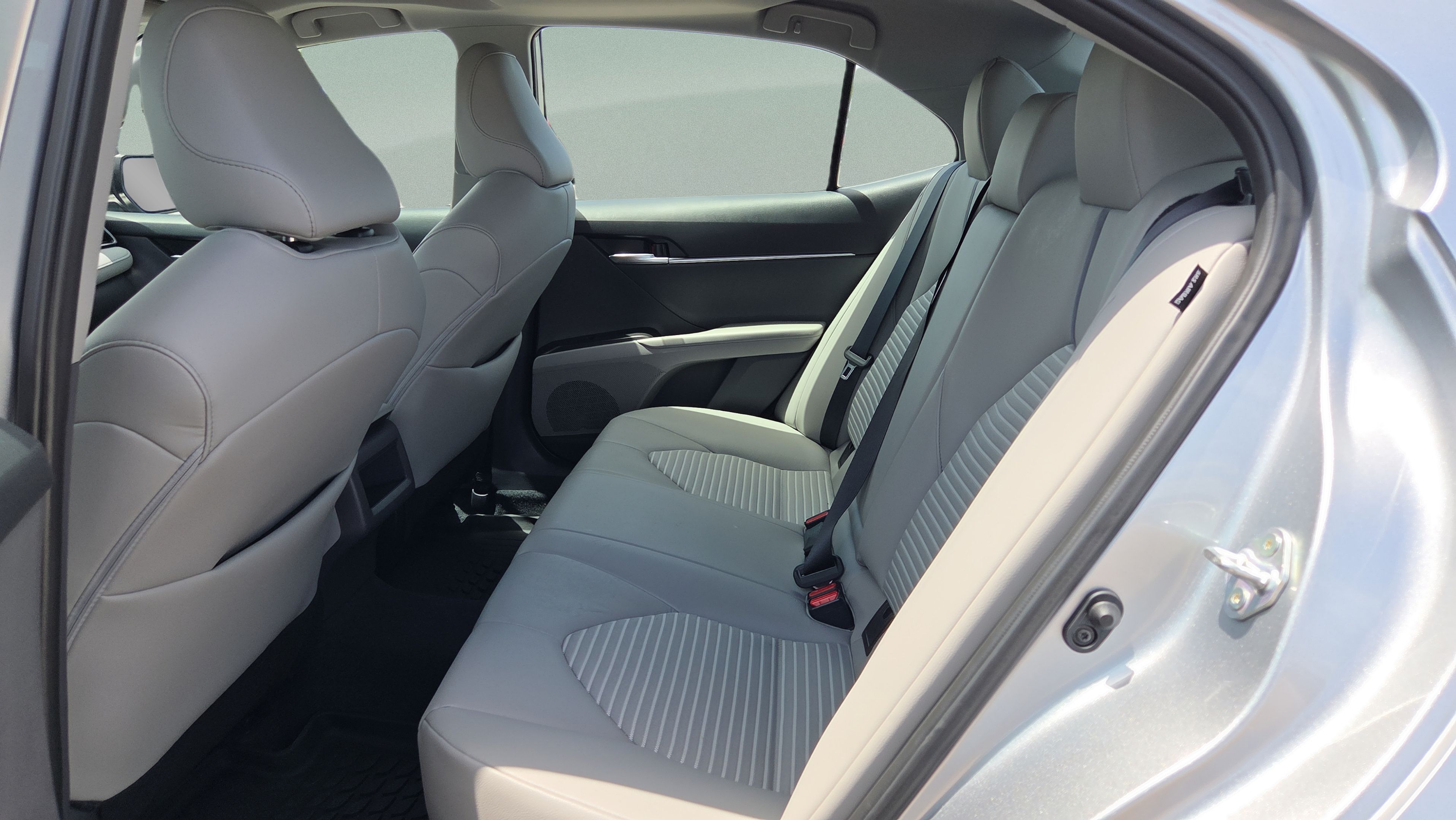 Used 2024 Toyota Camry SE FWD image 10