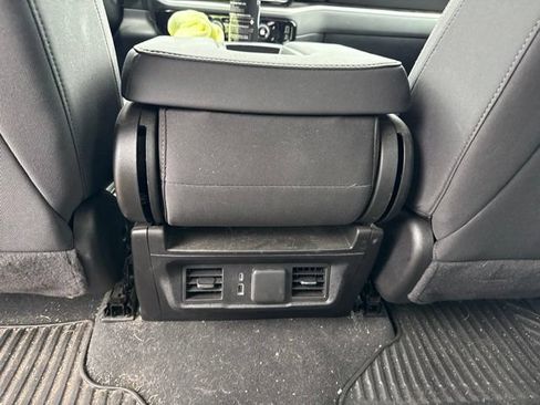 Used 2024 Chevrolet Silverado 1500 LT AWD/4WD image 25