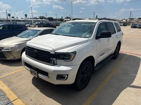 Used 2021 Toyota Sequoia TRD Sport w/ TRD Sport Premium Package RWD image 3