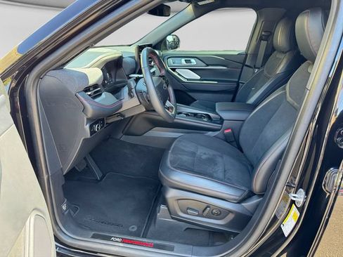 Used 2025 Ford Explorer ST AWD/4WD image 10