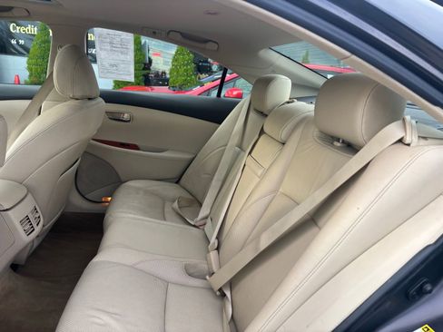 Used 2011 Lexus ES 350 image 11