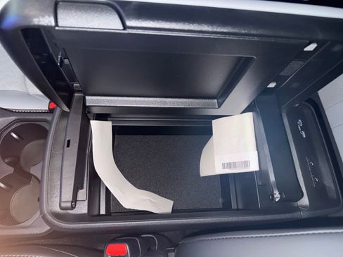 New 2026 Subaru Solterra AWD/4WD image 20