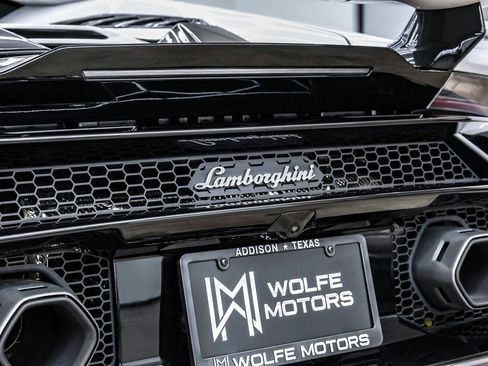 Used 2023 Lamborghini Huracan Tecnica image 72