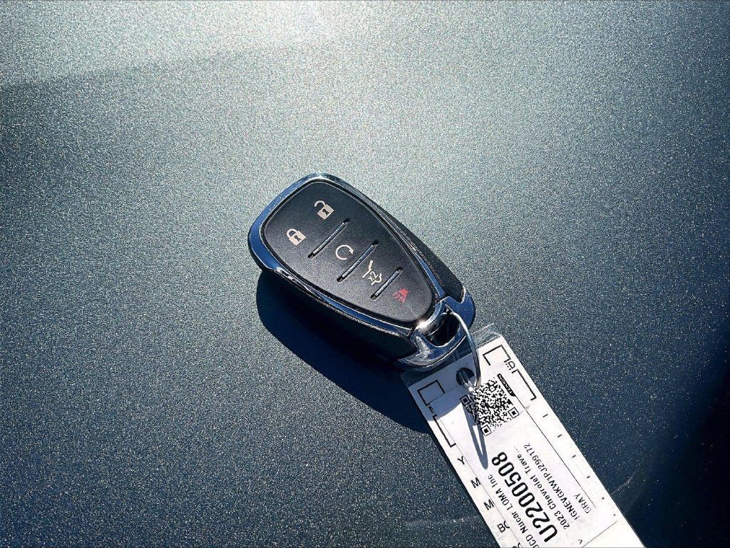 Used 2023 Chevrolet Traverse LT AWD/4WD image 31