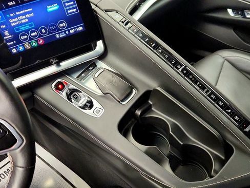 Used 2022 Chevrolet Corvette Stingray Preferred Cpe w/ Battery Protection Package RWD image 17