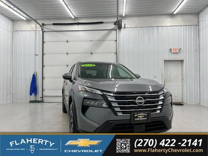 Used 2025 Nissan Rogue SV