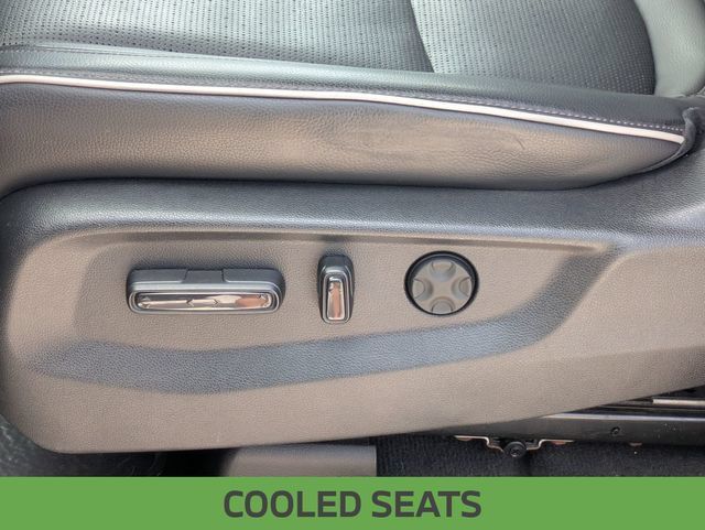 Used 2025 Honda Odyssey Elite image 17