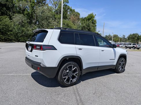 New 2026 Jeep Cherokee Overland AWD/4WD image 3