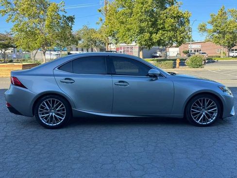 Used 2015 Lexus IS 250 w/ Navigation System Package RWD image 8