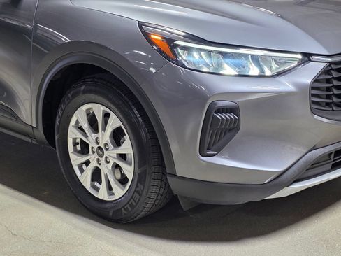 Used 2023 Ford Escape Active FWD image 10