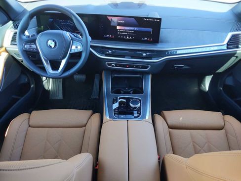 Used 2025 BMW X5 xDrive50e image 15