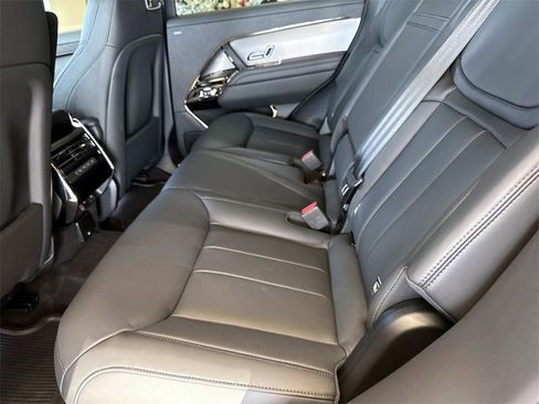 New 2025 Land Rover Range Rover Sport Dynamic SE image 14