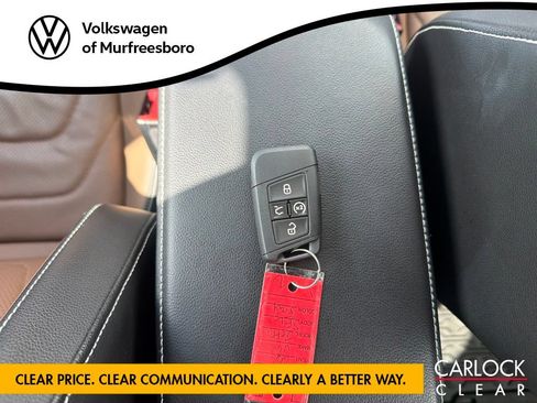 Used 2026 Volkswagen Jetta SEL FWD image 29