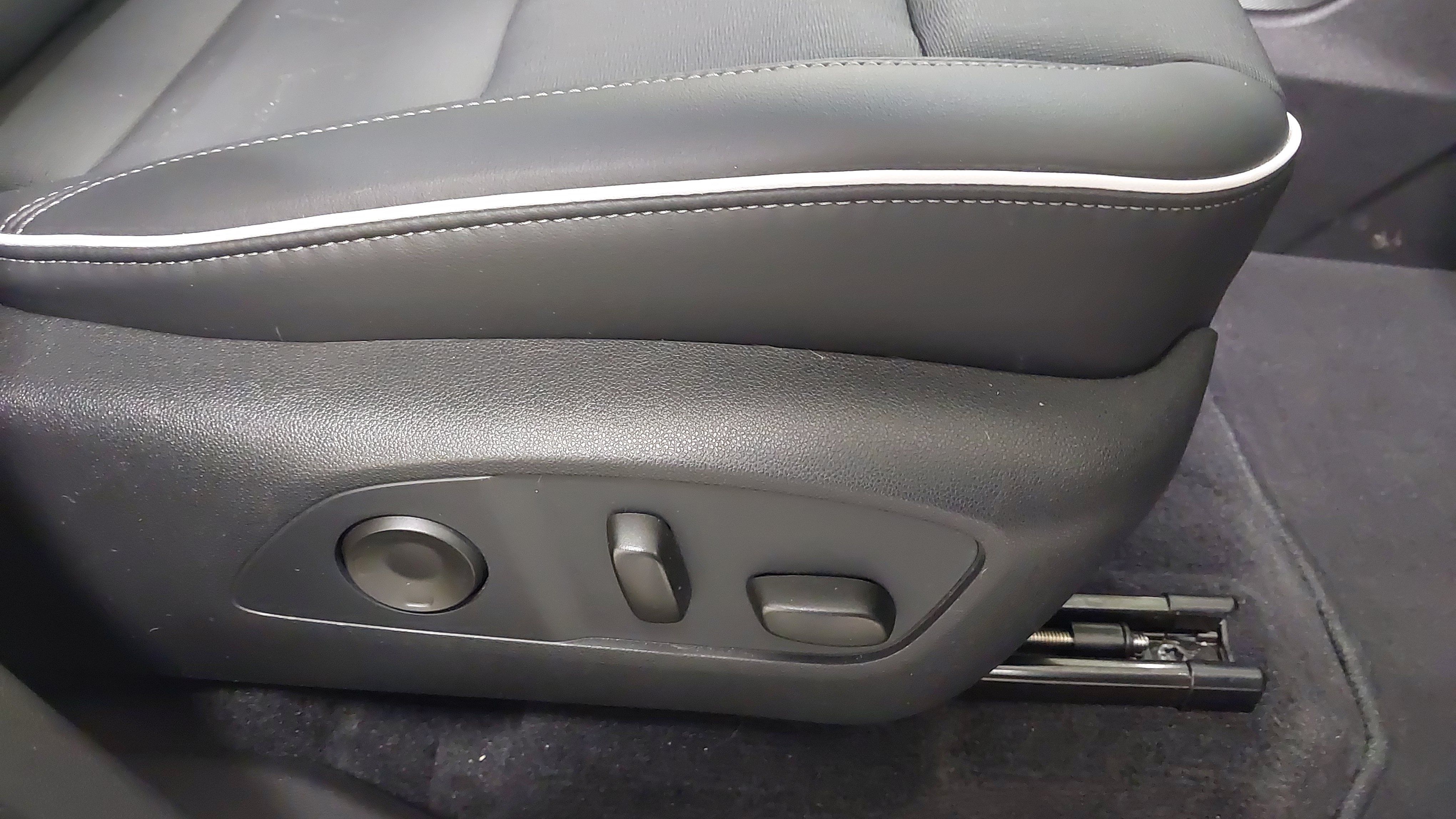 Used 2026 Buick Enclave Preferred AWD/4WD image 27