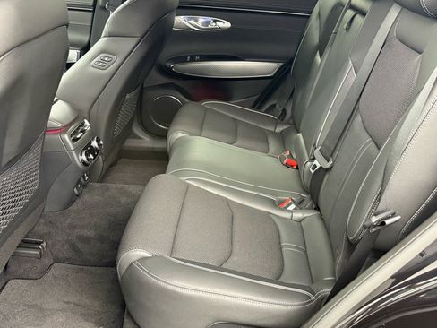 Used 2025 Genesis GV70 2.5T Sport Prestige w/ Sport Prestige Package image 37