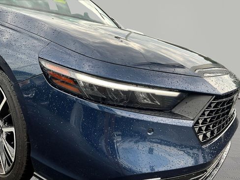 Used 2025 Honda Accord Touring image 32