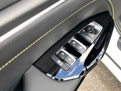 New 2026 Kia K5 GT FWD image 12