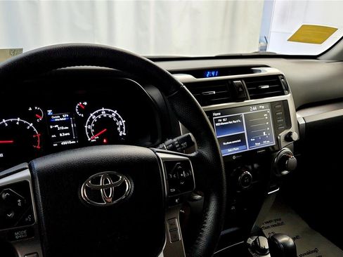 Used 2024 Toyota 4Runner SR5 image 21