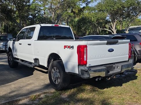 Used 2023 Ford F350 XLT w/ FX4 Off-Road Package image 4