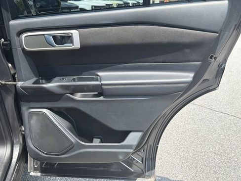 Certified 2020 Ford Explorer XLT AWD/4WD image 18