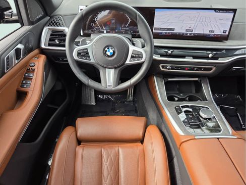 Used 2026 BMW X5 sDrive40i w/ M Sport Package RWD image 13