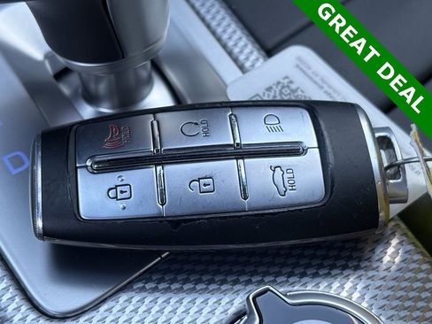 Used 2022 Genesis G70 2.0T w/ Prestige Package image 42