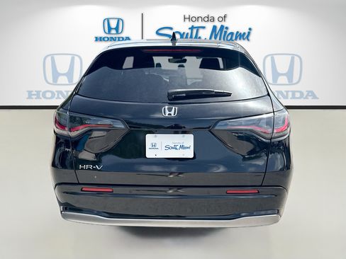 Certified 2024 Honda HR-V EX-L image 6