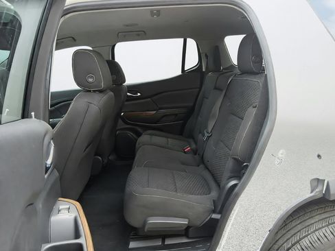 Used 2019 GMC Acadia SLE FWD image 32